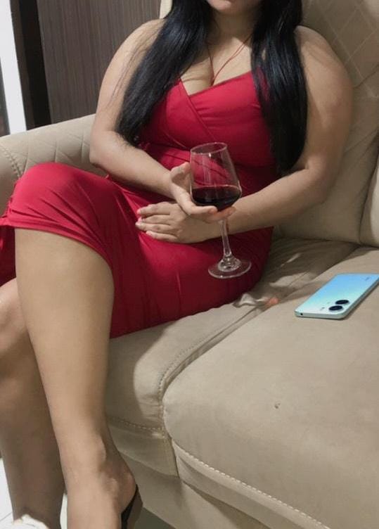 hot call girls in Surat